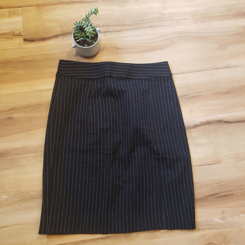 Banana Republic Stripped Pencil Skirt
